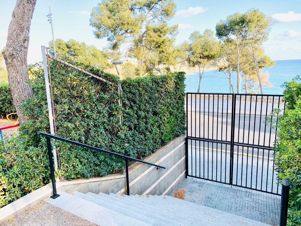 Ferienwohnung Book Playa Larga Salou Exterior foto